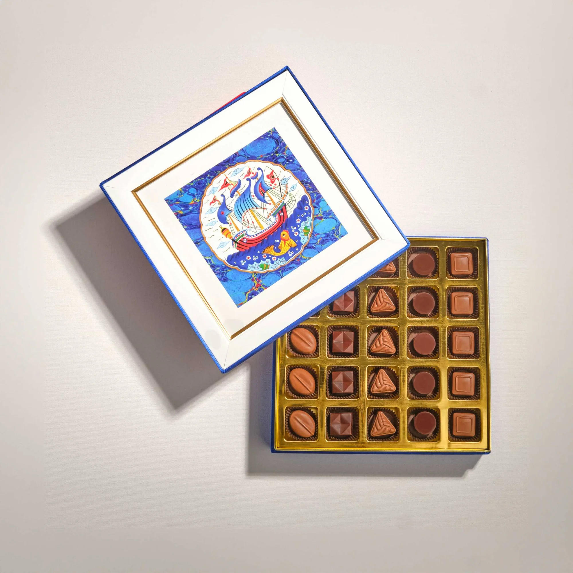 Minyatür Gemi Çikolata Koleksiyonu